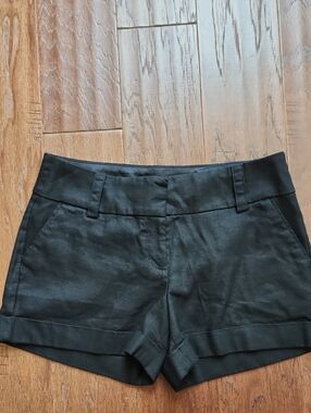 Express Black Midi Mid Rise Shorts